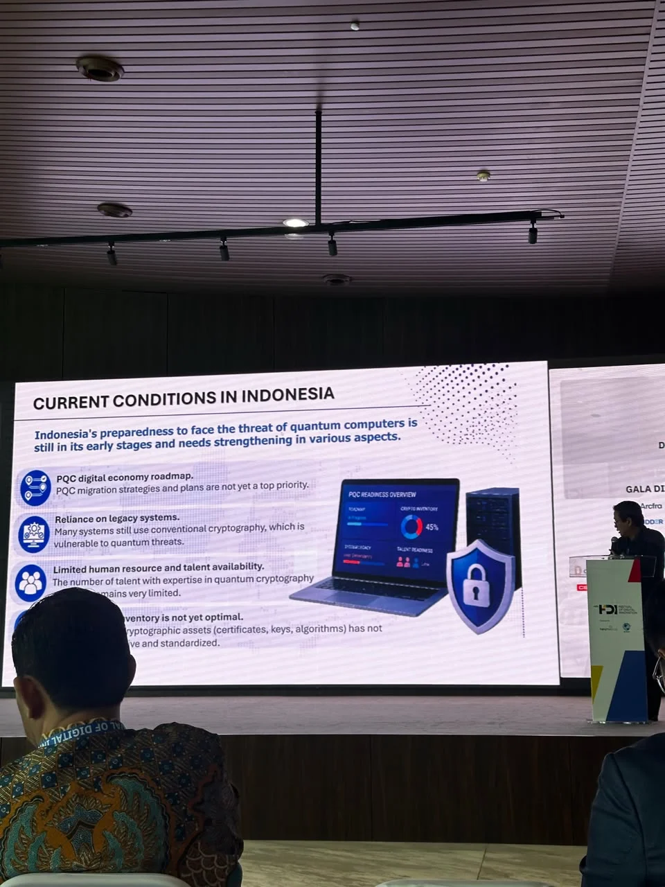Presentasi mengenai perkembangan kriptografi kuantum