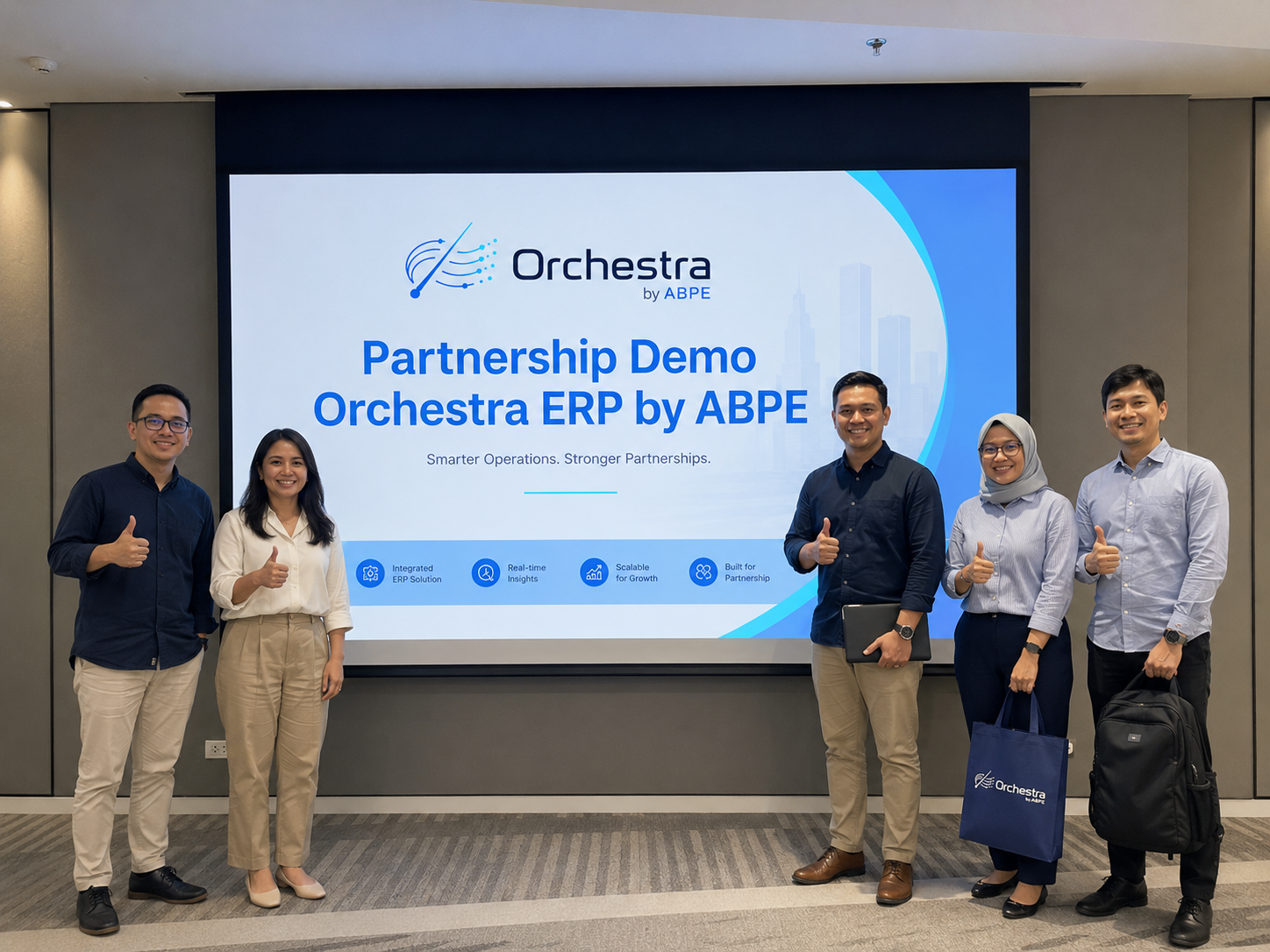 Demo Orchestra ERP bersama tim bisnis